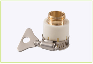 Connecteur <span class=keywords><strong>universel</strong></span> pour tuyaux d'<span class=keywords><strong>arrosage</strong></span> : accessoires de raccordement rapide pour tuyaux et pistolets d'<span class=keywords><strong>arrosage</strong></span> - Product Image 4
