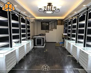 تصميم ديكور محل مستحضرات تجميل خشبي فاخر من خشب Mdf