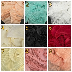 <span class=keywords><strong>Tissu</strong></span> plissé en mousseline de soie 1cm taille <span class=keywords><strong>jupe</strong></span> froissée robe à volants <span class=keywords><strong>tissu</strong></span> en mousseline de soie crêpe Polyester <span class=keywords><strong>tissu</strong></span> <span class=keywords><strong>pour</strong></span> la fabrication de robes - Product Image 3