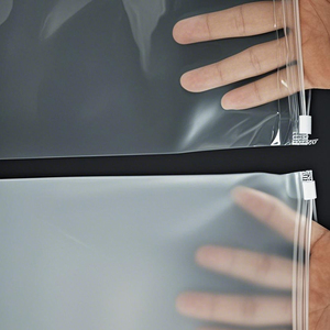 <span class=keywords><strong>T</strong></span>ùy Chỉnh Trong Suố<span class=keywords><strong>t</strong></span> Frosted <span class=keywords><strong>Zip</strong></span> Khóa Quần Áo <span class=keywords><strong>T</strong></span>úi Nhựa Logo Cho <span class=keywords><strong>T</strong></span>-Shirts Đồ Bơi Chấ<span class=keywords><strong>t</strong></span> Lượng Cao Cấp Bao Bì Cho Quần Áo - Product Image 4