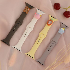 Correa de Silicona para Reloj <span class=keywords><strong>Apple</strong></span> de 45mm 42mm 49mm, Correa Deportiva de Goma con Liberación Rápida y Dijes 3D - Product Image 2