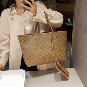 تصميم كلاسيكي وصل حديثًا مصنوع يدويًا حقيبة جلد صناعي سعة كبيرة مجموعة حقائب يد مطبوعة مخصصة - Product Image 5