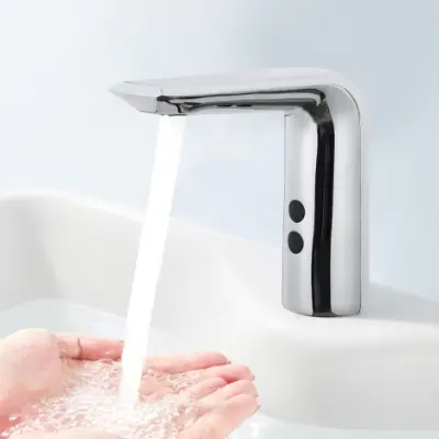 Grifo de lavabo Grifo de fregadero inteligente automático Cuerpo de lengüeta Cobre completo con sensor de movimiento Grifo inteligente