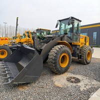 Chargeuse sur pneus haute performance LW500FN avec godet de 4,5 m³ pour travaux de chargement lourds auxiliaires en briqueterie et au port