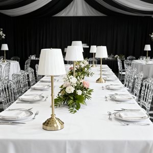 Lampe de table de mariage, équipée d'une ampoule E14, capacité de batterie personnalisable de 5200 mAh, adaptée à divers contextes décoratifs. - Product Image 1