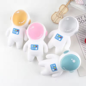 Juguetes Antiestrés de Astronauta Espacial para Niños, Novedosos Regalos Explosivos al por Mayor para Aliviar la Presión y la Ventilación - Product Image 3