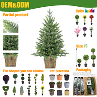 Sapin de Noël artificiel en pot avec base en bois, branches de pin vertes, pour décoration de table ou de bureau en intérieur