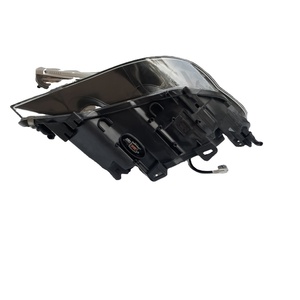 Phares avant pour BMW Série 5 E60, adaptés à la rénovation de l'ensemble de phares, avec feux de jour Angel Eye et xénon - Product Image 5