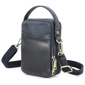 Sac bandoulière vintage en cuir véritable pour homme, petit sac messager, sac à bandoulière, chaînes, imperméable, vente en gros - Product Image 4