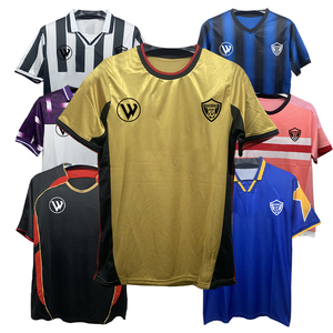 Maglia Retrò di Calcio Italiana Personalizzata, Uniforme Retrò di Calcio Spagnola e Francese, Maglietta da Calcio Turca di Alta Qualità, Abbigliamento da Calcio Rumeno - Product Image 5