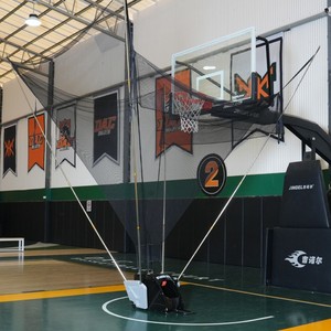 Máquina portátil automática para servir balones de baloncesto con velocidad y frecuencia ajustables, con red de retorno para entrenamiento. - Product Image 5