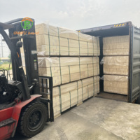 Bonne qualité 2x4x8 4x10 5x10 3mm 18mm 12mm pin peuplier bois contreplaqué utilisation pour faisceau de bois