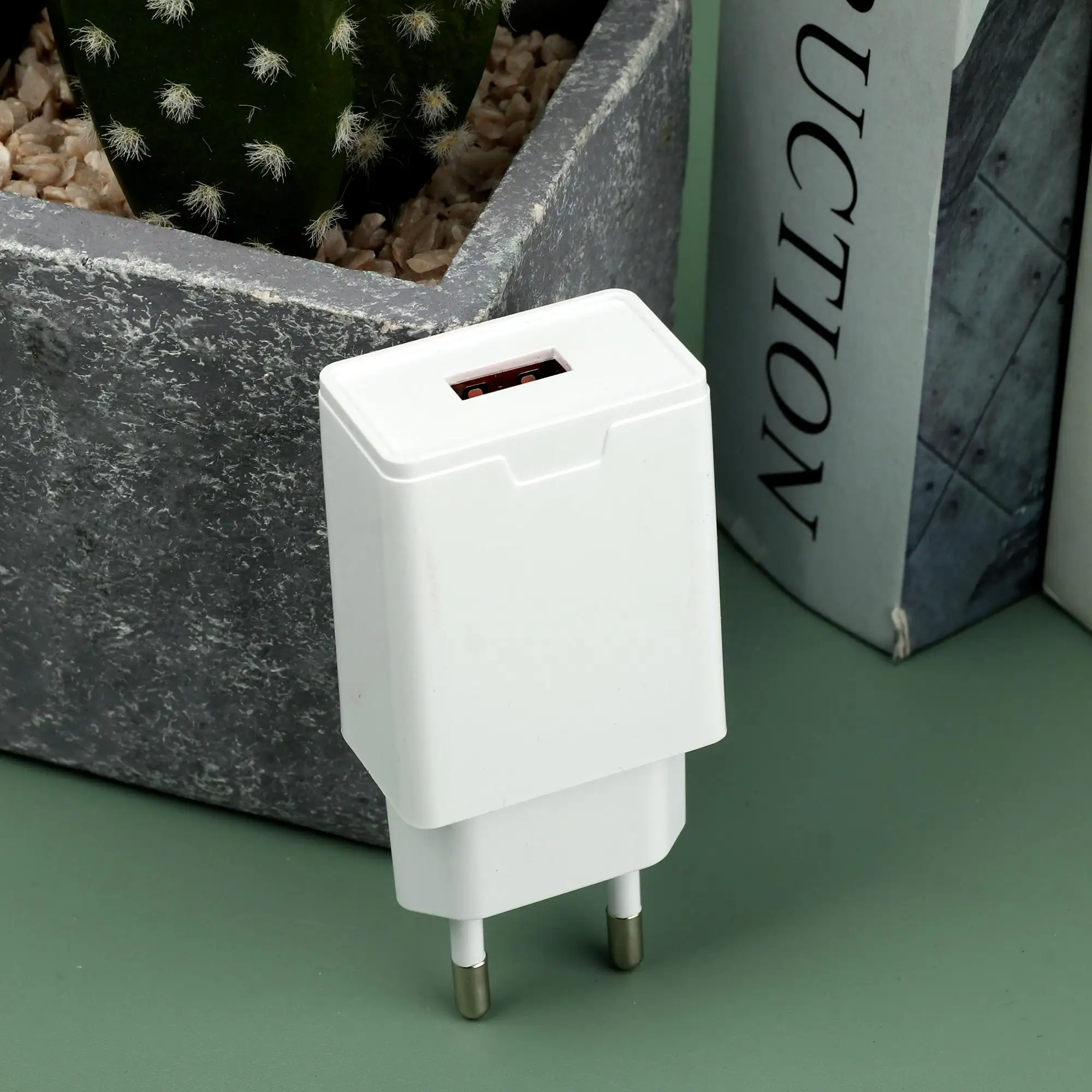 High quality EU plug fast charging adapter usb 10w power delivery wall charger for Motorola g41 e20 cargador rapido 2A