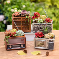 Produk Baru Pot Bunga Resin Radio TV Retro Vintage Dekorasi Rumah