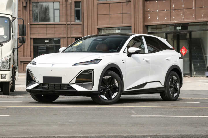 2024 Deepal S07 Erev 125Pro Single Motor RWD 1045 Km 18 99Kwh New 2024-deepal-s07-erev-125pro-single-motor-rwd-1045-km-18-99kwh-new
