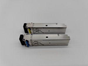 ตัวรับส่งสัญญาณ YSP12 1.25Gbps 20KM แบบสองทิศทาง <span class=keywords><strong>SIMPLEX</strong></span> LC SFP 1310 1.25G BIDI/1550nm LC 20km DDM เข้ากันได้กับจูนิเปอร์ - Product Image 5