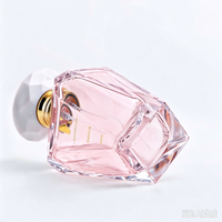 Flacon de parfum en verre à col serti de 100 ml, flacon vide à facettes avec pompe dorée et capuchon diamant