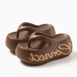 Sandales compensées pour femmes en EVA à semelle épaisse antidérapante, pour la plage et l'extérieur, tongs d'été blanches - Product Image 5