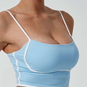 YIYI Deep U-neck Sexy strisce regolabili reggiseno da donna Set Yoga gonna corta con spacco 2 in1 <span class=keywords><strong>Leggings</strong></span> con tasche per ragazze Set sportivo - Product Image 3