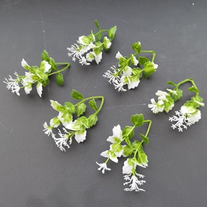 Plantes artificielles de fougère Wen Hope, verdure pour décoration murale intérieure, bouquets de fougères décoratifs, fleurs blanches, feuilles vertes - Product Image 1