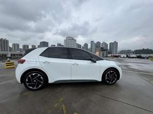 <span class=keywords><strong>Volkswagen</strong></span> ID.3 Intelligence Edition d'occasion, modèle 2024, berline 5 portes et 5 places, en excellent état, à vendre. - Product Image 6