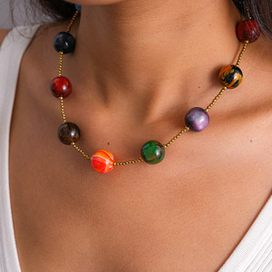Collier vintage en perles de verre et résine effet ombré, pour femme, bijou de luxe coloré et original, chaîne de clavicule - Product Image 1