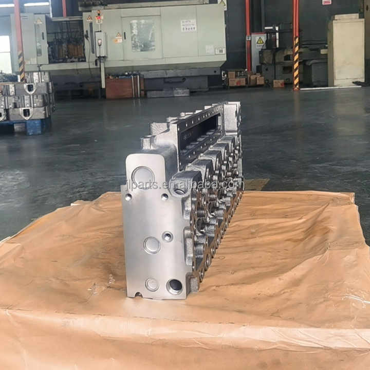 6 Cylinders 8.3L Isc8.3 Bus diesel Engine Parts ISC Cylinder Head ...