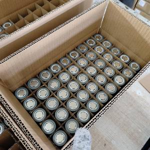 新奇思能源 LFMP 33140 3.6v 3.7v Lifepo4 15Ah 3.6V 3.7v 3C 锂电池芯 - Product Image 6