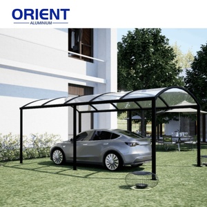 Garages en aluminium personnalisés en usine Abri de stationnement pour voitures à toit en métal et poly Abri de stationnement pour voitures au design moderne - Product Image 6