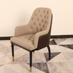 Sillas de muebles de hotel con respaldo alto, sillas de comedor de madera de lujo modernas con brazos, comedor de cuero único nórdico, 4 sillas