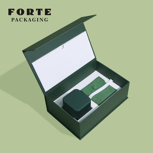 Boîte à bijoux en cuir vert personnalisée avec logo Shenfutai, emballage de luxe pour bagues, boucles d'oreilles, pendentifs et colliers - Product Image 6
