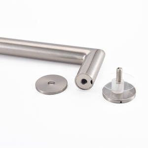 Tubulação redonda do banheiro ce, com corredores escurecidos, porta de latão, alça de puxar, conjunto de combinação de toalha e barra - Product Image 4