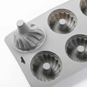 Moule à donuts en silicone sur mesure à 6 cavités, outil de cuisson, résistant au four et au lave-vaisselle, pour la fabrication de gâteaux et de pâtisseries - Product Image 1