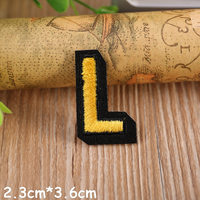 26 Patchs brodés lettres, petits patchs décoratifs de dessins animés pour vêtements, jeans, vestes, doudounes, DIY