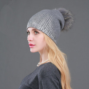 2024 hiver chaud laine tricoté chapeau femmes chaud or argent chapellerie boule de poils <span class=keywords><strong>fourrure</strong></span> haute qualité laine Slough <span class=keywords><strong>pompon</strong></span> chapeau - Product Image 4
