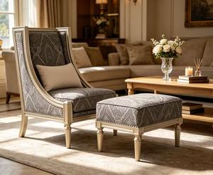 Sillón y Otomana de Lujo en Gris Paisley Francés, Sillón Tapizado para Sala de Estar con Estructura Dorada Champán - Product Image 2