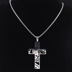 Collier avec pendentif croix jésus en acier inoxydable Accessoires pour chandail et chandail en titane polyvalent pour hommes et femmes - Product Image 3