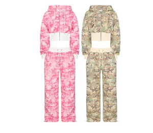 Conjunto de 2 piezas de camuflaje <span class=keywords><strong>Rosa</strong></span> personalizable para mujer, pantalones de chándal recortados con <span class=keywords><strong>capucha</strong></span> y cremallera, pantalones de pierna ancha bordados con <span class=keywords><strong>capucha</strong></span> de invierno - Product Image 6