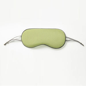 Masque pour les yeux en soie glacée double face jaune chaud et frais, ombrage au repos profond, pansement élastique réglable, adapté aux dormeurs latéraux - Product Image 2