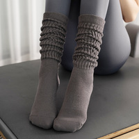 Chaussettes de sport longues en coton tricoté respirant, antidérapantes, personnalisées, de haute qualité, pour le Pilates et le yoga, vente en gros