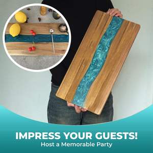 Planche à découper et à servir en bois d'olivier avec résine époxy bleue, design luxueux, pour charcuterie, fromages, fruits - Product Image 3