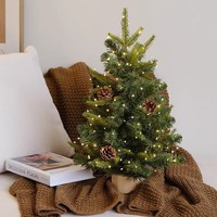 Mini sapin de Noël enneigé avec lumières et pommes de pin, décoration de table DIY pour les fêtes