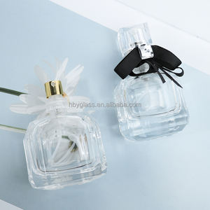 Flacon en verre carré décoratif avec ruban, 30 ml, 50 ml, 100 ml, vaporisateur à fine brume, rechargeable, pour <span class=keywords><strong>parfum</strong></span> et cosmétiques - Product Image 6