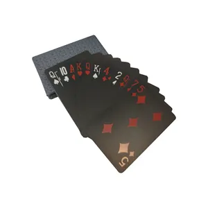 Grosir bermain kartu 10pcs-Dibuat Di Cina 100% Kartu Bermain Tahan Air dengan Logo/Poker Profesional Kustom