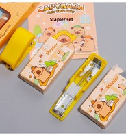 Niedlicher Capybara Mini-Heftapparat Kompakt und Tragbar für Studenten Büro-Dokumentenbindung Auch Ideal Als Schülerpreis