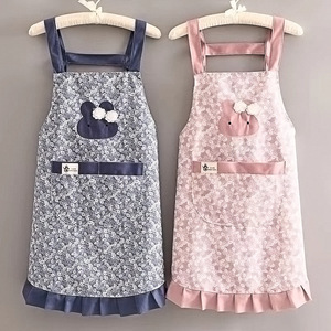 Tablier de cuisine en polyester anti-taches motif lapin mignon pour femme, usage domestique quotidien avec poche - Product Image 3