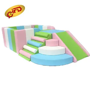 Il set di pacchetti soft play parco giochi per bambini migliori per bambini passa a campi da gioco softplay in schiuma morbida di diverse forme per bambini