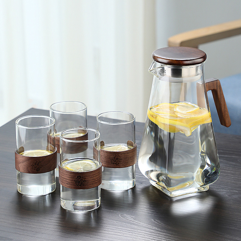 11 oz plastic wine glasses 7 oz 1-Piece Clear Plastic Disposable Wine Goblet - 8 Pack