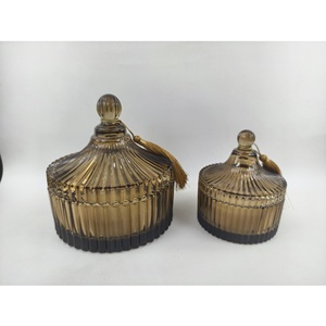 Bougie parfumée classique en cire de paraffine en verre, senteur de vacances, décoration intérieure, fabrication mécanique, 100g, 20-40 heures - Product Image 1