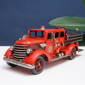 Modelo <span class=keywords><strong>de</strong></span> Camión <span class=keywords><strong>de</strong></span> Bomberos <span class=keywords><strong>de</strong></span> Hierro Metálico, Estilo Europeo Retro, Hecho a Mano, Antiguo, para Decoración <span class=keywords><strong>de</strong></span> Tiendas, Hogar y Bares - Product Image 2